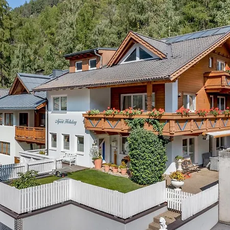 Apart Holiday ゼルデン