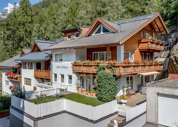 Apart Holiday سولدن